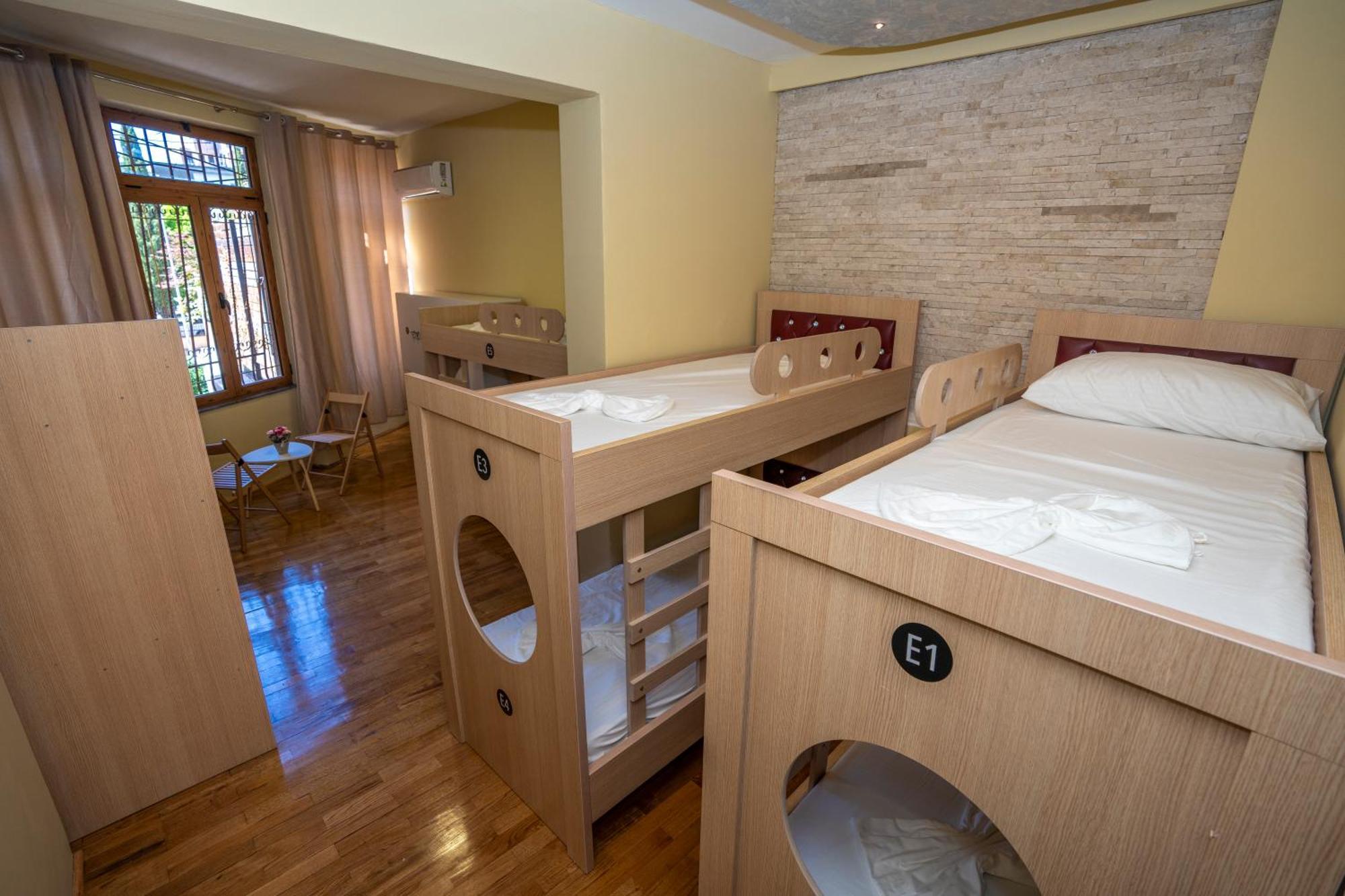 Terrace Hostel & Lounge Bar Szkodra Zewnętrze zdjęcie
