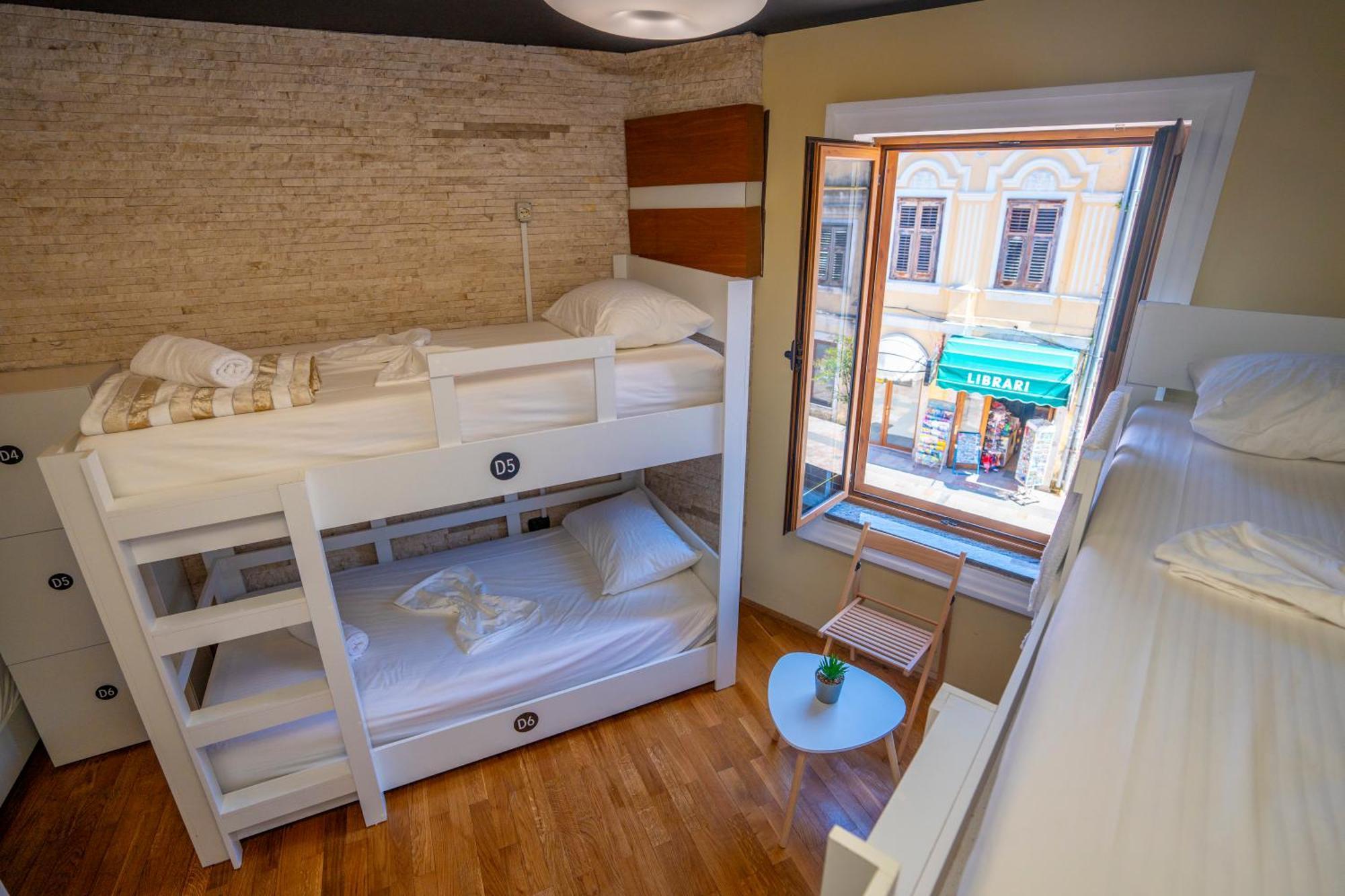 Terrace Hostel & Lounge Bar Szkodra Zewnętrze zdjęcie