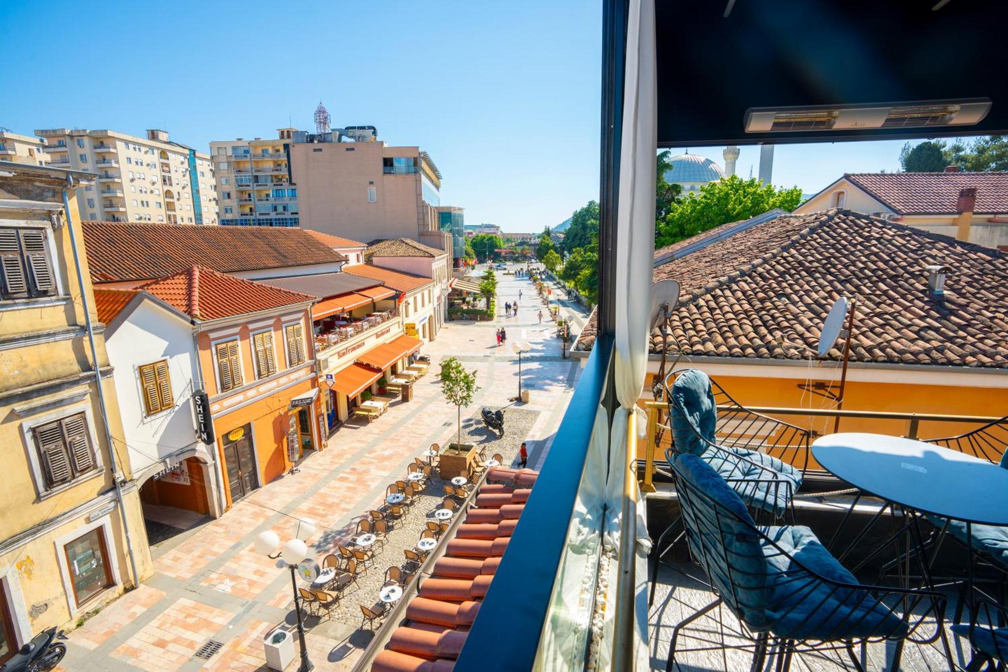 Terrace Hostel & Lounge Bar Szkodra Zewnętrze zdjęcie