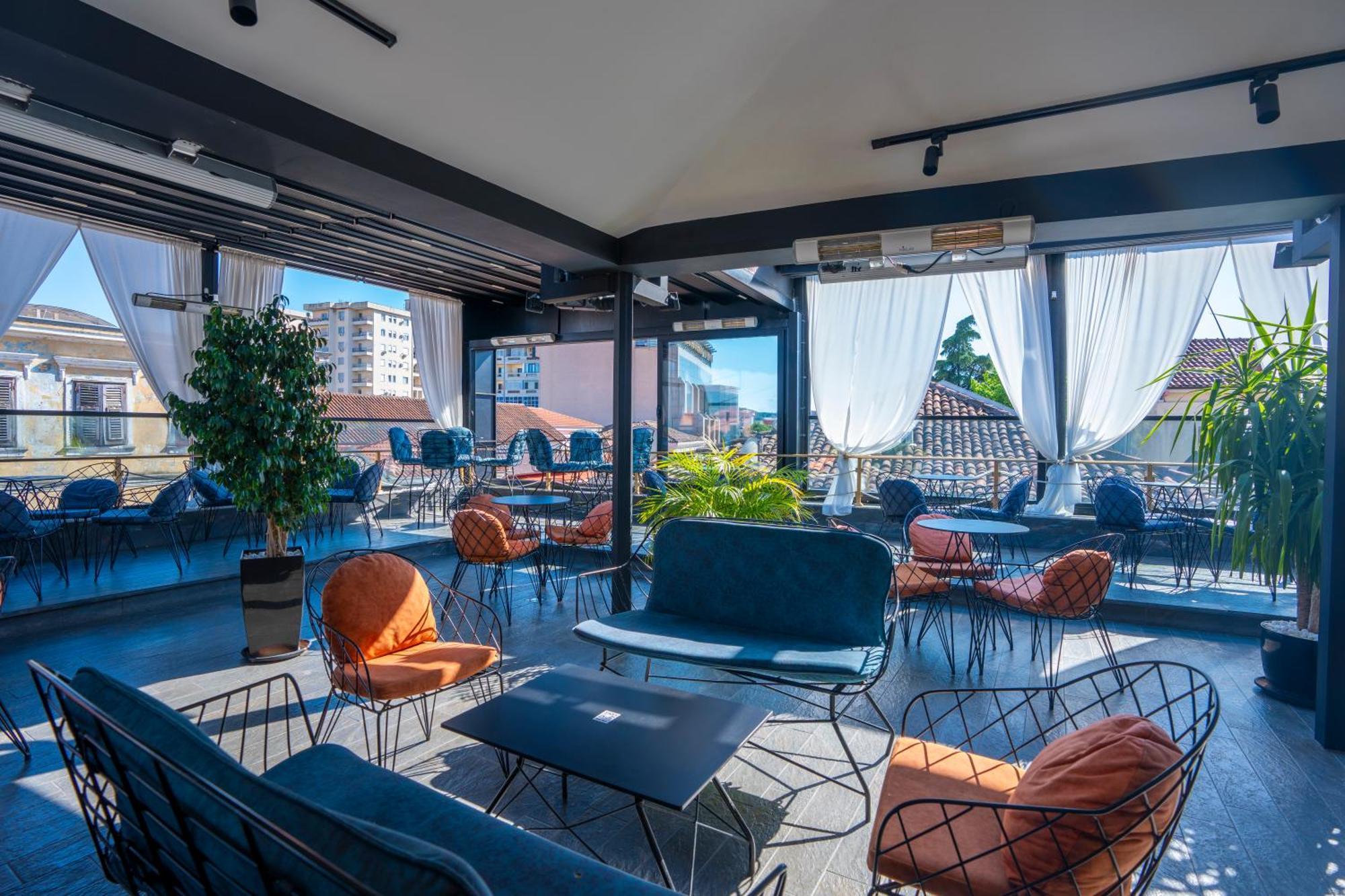 Terrace Hostel & Lounge Bar Szkodra Zewnętrze zdjęcie