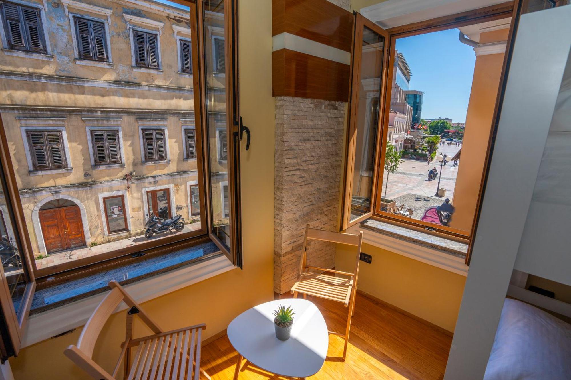Terrace Hostel & Lounge Bar Szkodra Zewnętrze zdjęcie