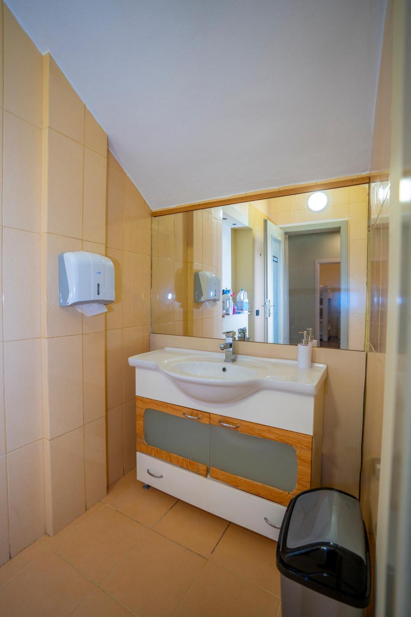 Terrace Hostel & Lounge Bar Szkodra Zewnętrze zdjęcie