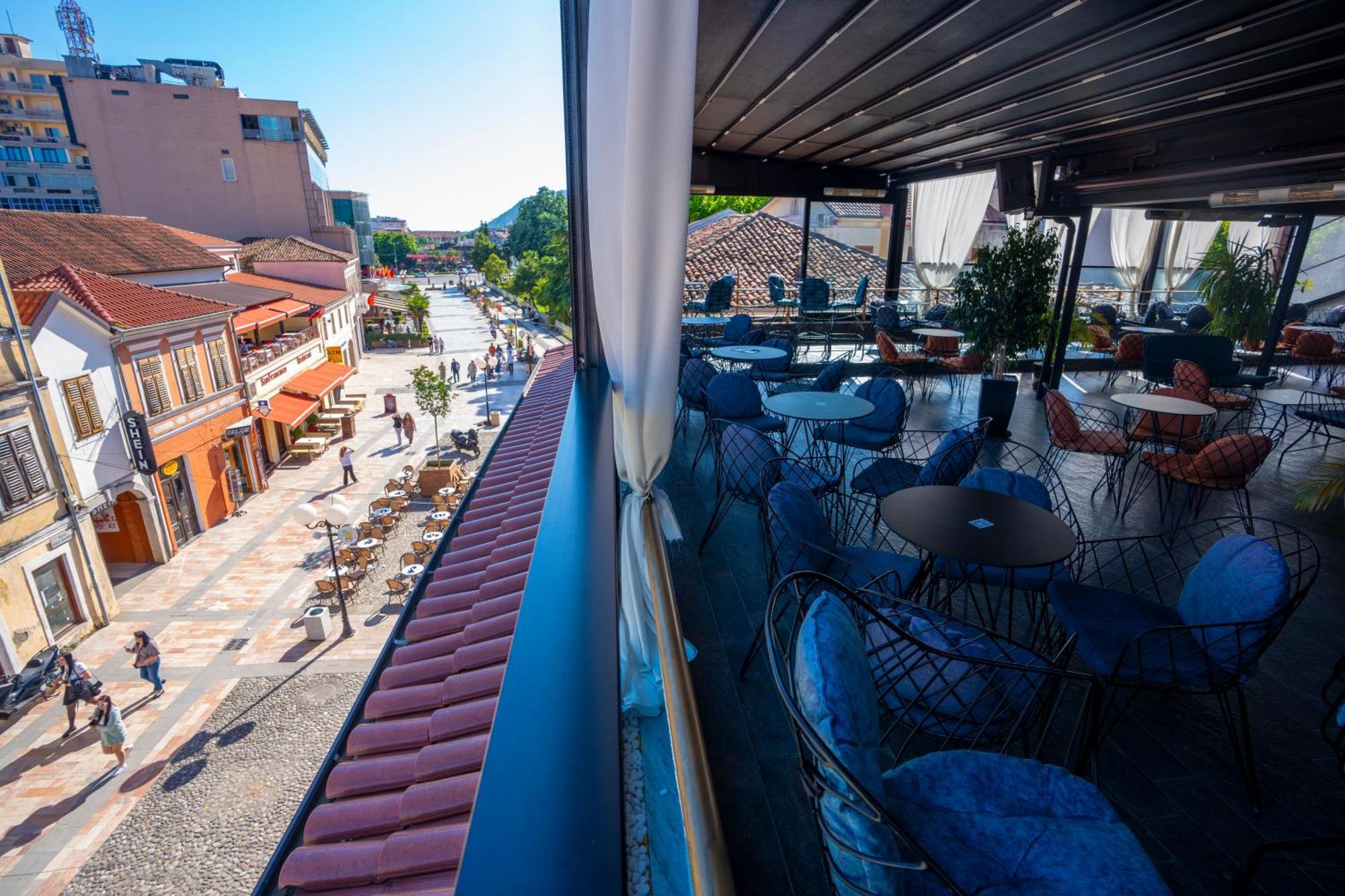 Terrace Hostel & Lounge Bar Szkodra Zewnętrze zdjęcie