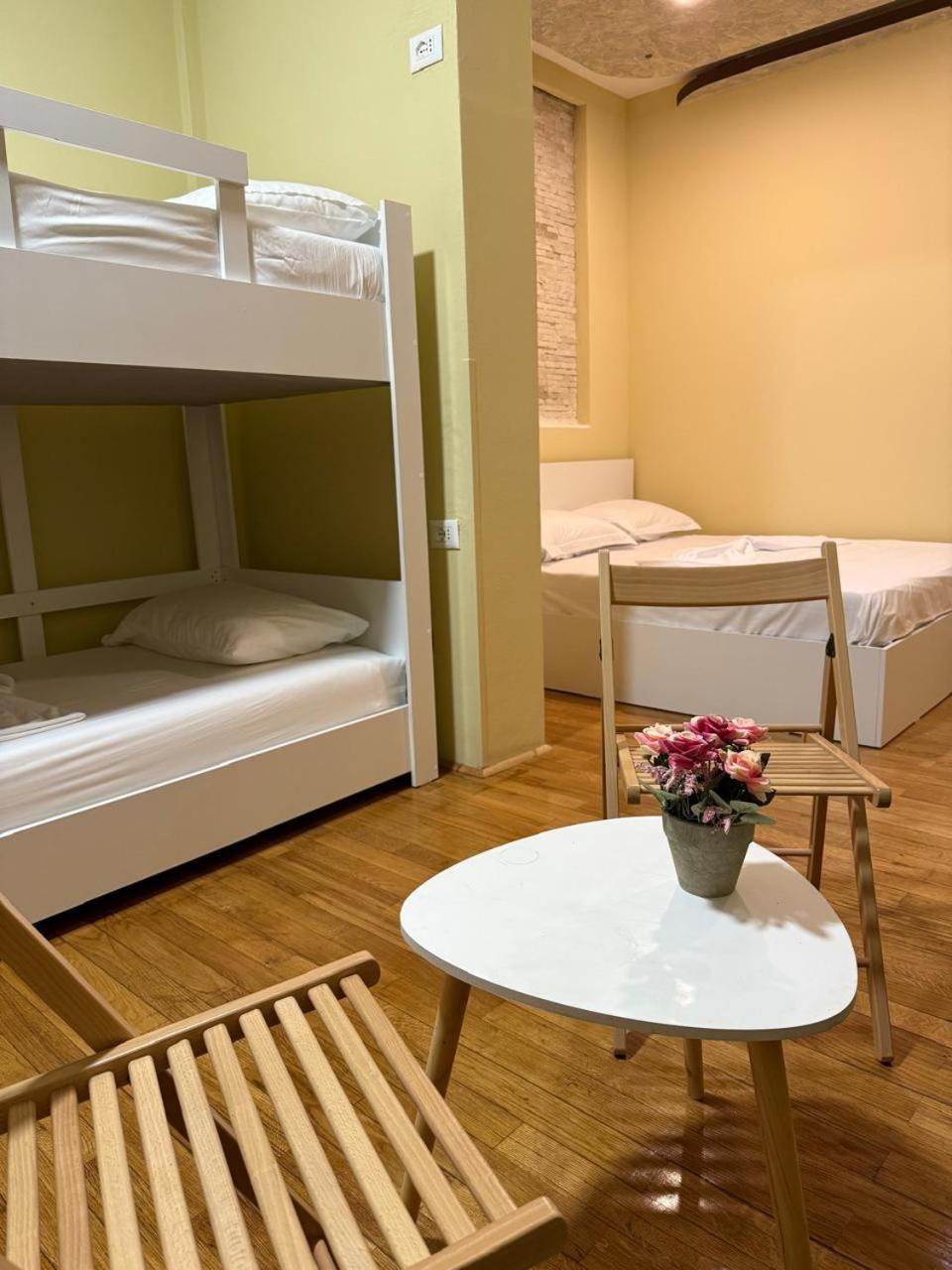 Terrace Hostel & Lounge Bar Szkodra Zewnętrze zdjęcie